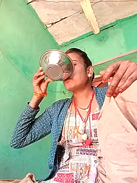 Snapshot of Hot_chinkiji chatting on 09.09.25 Hot chinkiji online show from 09.09.25