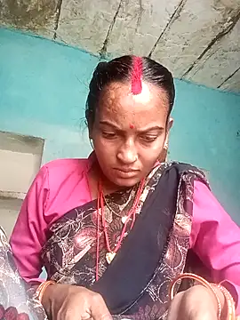 Snapshot of Hot_chinkiji chatting on 09.18.25 Hot chinkiji online show from 09.18.25