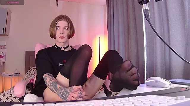 midwestemoqueen online show from 05.14.26