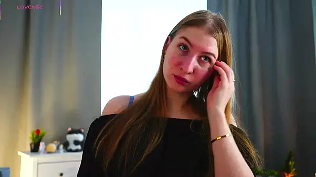 LorettaGladman online show from 04.15.26