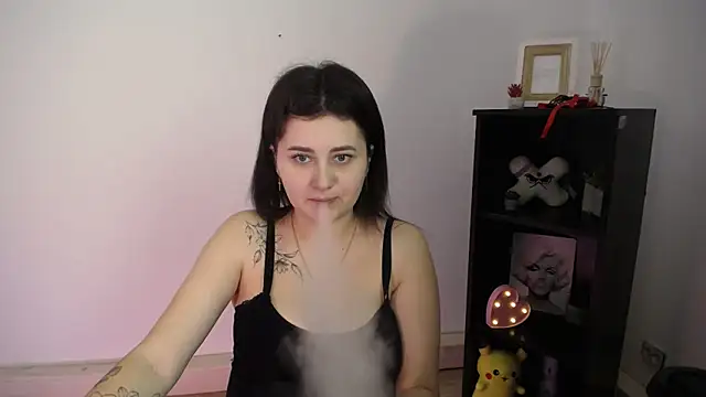 Katrin kiss  online show from 11.30.25