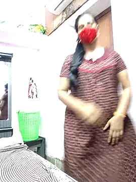 Tamil-Meenu12 online show from 11.18.25
