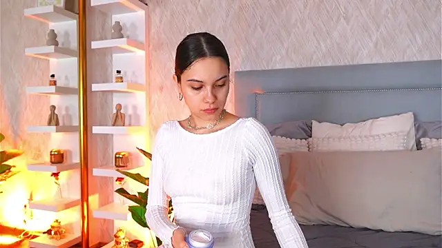 Sofy Bradd online show from 03.22.26