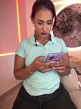 Snapshot of DollyBrowncc chatting on 05.08.26 DollyBrowncc online show from 05.08.26