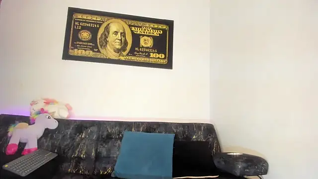 Orianadollx  online show from 09.30.25