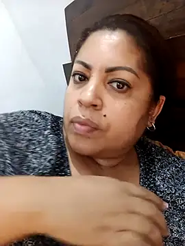 Snapshot of Karla_hilton1 chatting on 09.30.25 Karla hilton1 online show from 09.30.25