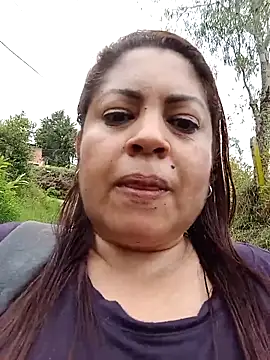 Snapshot of Karla_hilton1 chatting on 10.12.25 Karla hilton1 online show from 10.12.25