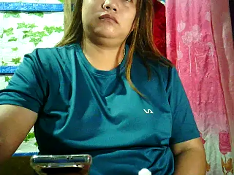 Snapshot of yuana25 chatting on 05.29.26 yuana25 online show from 05.29.26