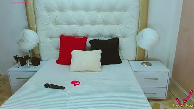 WildScarlet online show from 02.06.25