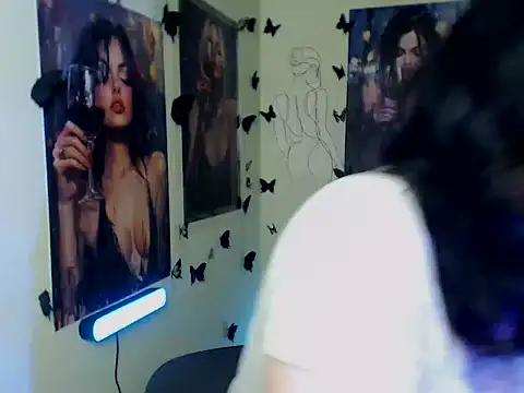 Snapshot of LadyAlice_ chatting on 11.15.25 LadyAlice online show from 11.15.25