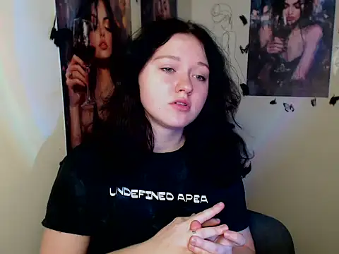 Snapshot of LadyAlice_ chatting on 11.18.25 LadyAlice online show from 11.18.25