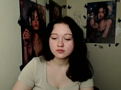 Snapshot of LadyAlice_ chatting on 11.19.25 LadyAlice online show from 11.19.25