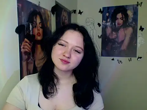 Snapshot of LadyAlice_ chatting on 12.16.25 LadyAlice online show from 12.16.25