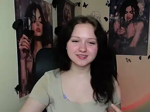 Snapshot of LadyAlice_ chatting on 04.08.26 LadyAlice online show from 04.08.26