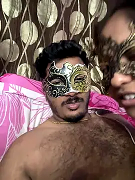 VVcouple online show from 10.24.25