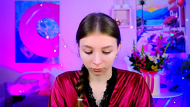 JulieDaniel online show from 10.03.25