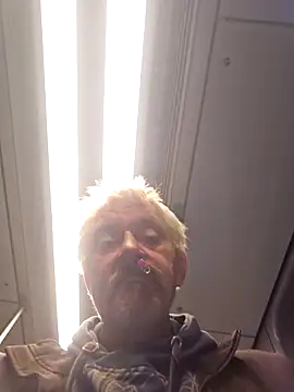 Snapshot of Fonse1860 chatting on 10.02.25 Fonse1860 online show from 10.02.25