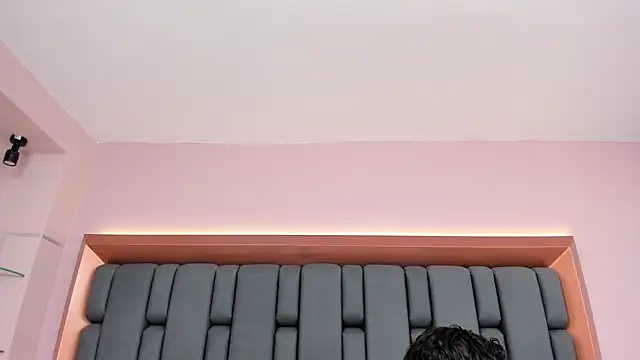 LisaMendez online show from 11.14.25