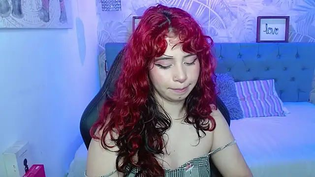 Snapshot of Lily_tk chatting on 11.13.25 Lily tk online show from 11.13.25