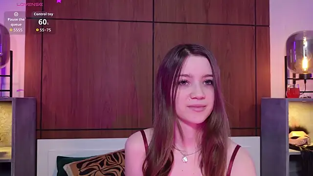 Snapshot of Alison_kisss chatting on 04.12.26 Alison kisss online show from 04.12.26