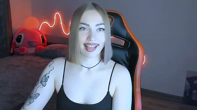 LaraKrein lk online show from 02.17.26