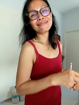 Mama Eva 1 online show from 02.28.26