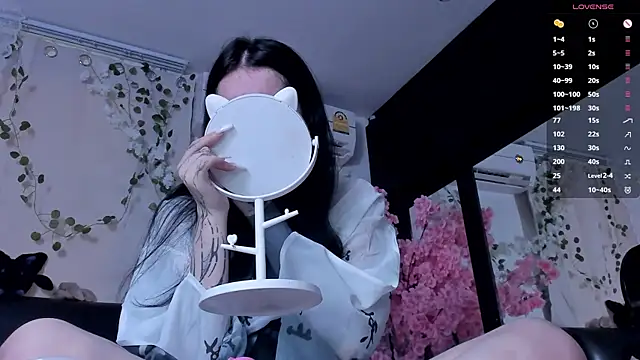 Lein Bone online show from 09.19.25