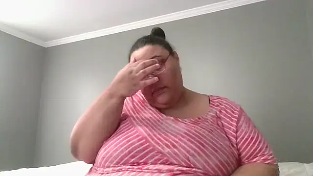 SexyBBW10790 online show from 02.25.26