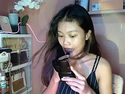 skinny gracie online show from 10.20.25