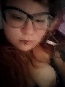 Snapshot of kittychansw chatting on 09.23.25 kittychansw online show from 09.23.25