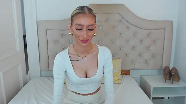 NatalieSensual online show from 04.19.26