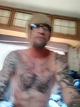 Snapshot of ShawnandDani7074 chatting on 01.11.26 ShawnandDani7074 online show from 01.11.26