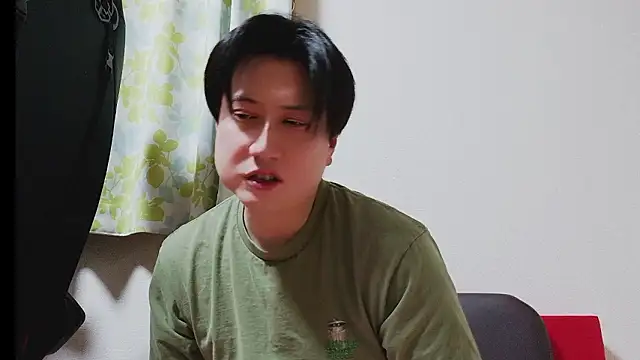 Snapshot of oyu_kun chatting on 02.27.26 oyu kun online show from 02.27.26