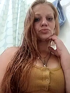 Snapshot of IrishGoddess69247 chatting on 03.08.26 IrishGoddess69247 online show from 03.08.26