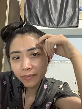 Minee1202 online show from 10.22.25