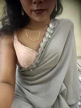 Snapshot of Snaya-baby chatting on 04.23.26 Snaya-baby online show from 04.23.26