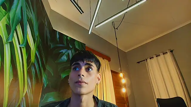 Dani mc1 online show from 09.13.25