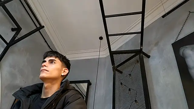 Dani mc1 online show from 12.15.25