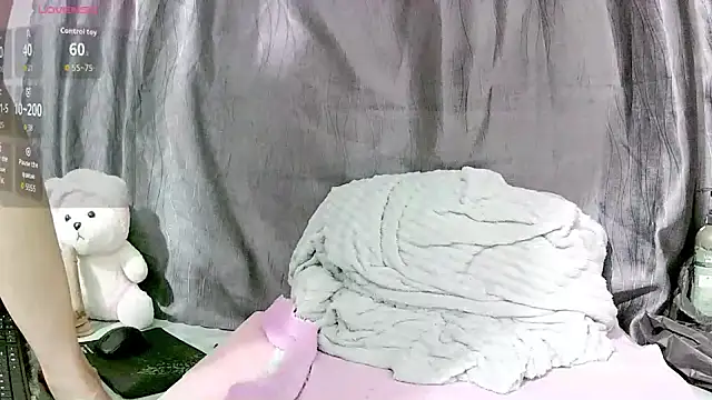 Snapshot of Angel_Jakes chatting on 07.19.26 Angel Jakes online show from 07.19.26