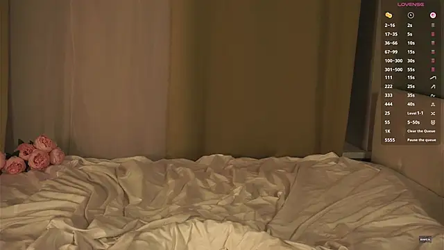 AccaCroyle online show from 09.13.25