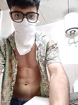 Snapshot of mrmasseur06 chatting on 05.14.26 mrmasseur06 online show from 05.14.26