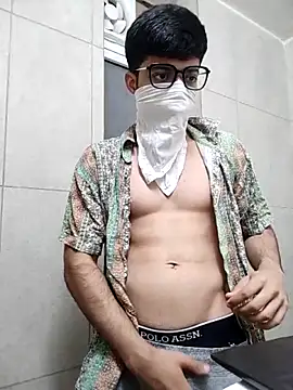 Snapshot of mrmasseur06 chatting on 06.08.26 mrmasseur06 online show from 06.08.26