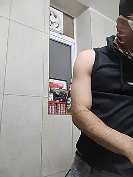 Snapshot of mrmasseur06 chatting on 06.10.26 mrmasseur06 online show from 06.10.26