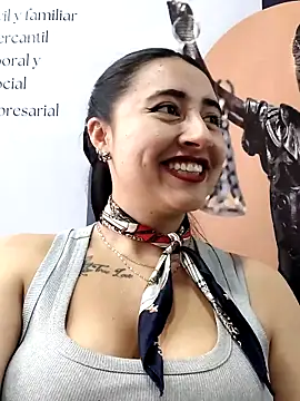 AMATISTA  16 online show from 12.20.25