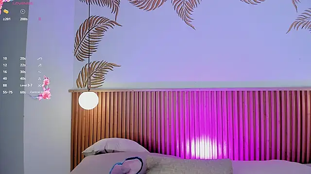 Valleriie  online show from 03.31.26