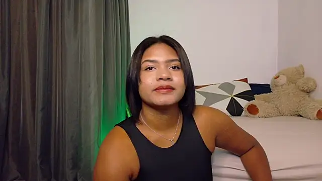 Snapshot of nudesketch1 chatting on 09.12.25 nudesketch1 online show from 09.12.25