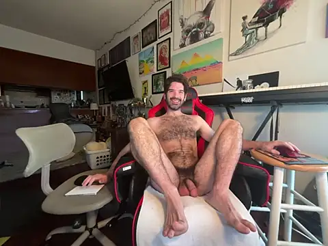 Snapshot of Pupscritch chatting on 04.30.26 Pupscritch online show from 04.30.26