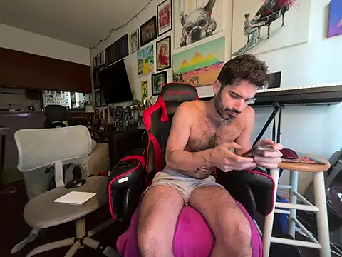 Snapshot of Pupscritch chatting on 05.22.26 Pupscritch online show from 05.22.26