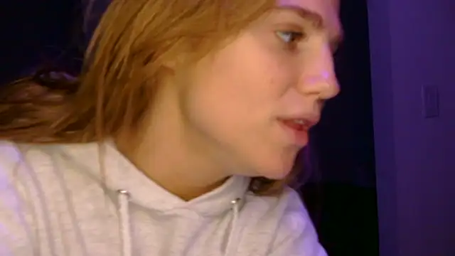 Snapshot of sweetceeme chatting on 02.24.26 sweetceeme online show from 02.24.26