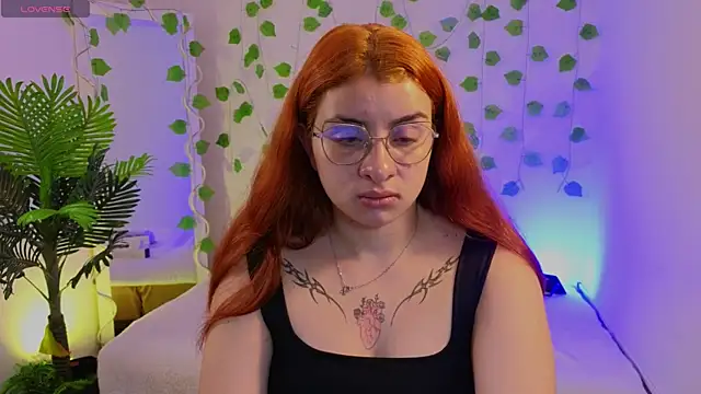 Naomy tay1 online show from 09.29.25